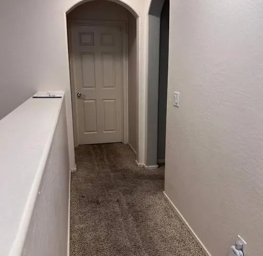 Welcome To Our Charming In Goodyear, Az!