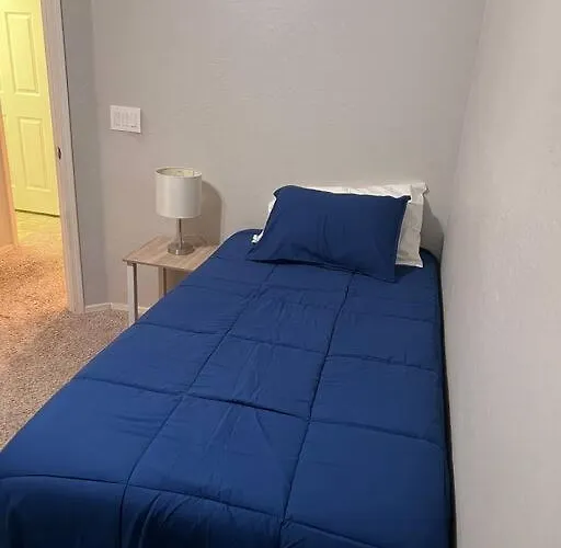 Welcome To Our Charming In Goodyear, Az! Holiday home *