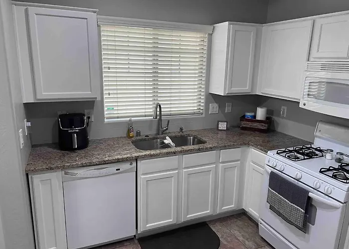Welcome To Our Charming In Goodyear, Az! Holiday home Goodyear